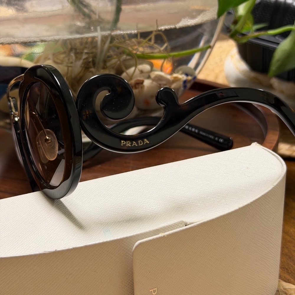 Prada Black Round Sunglasses with Gold Bridge - Picture 2 of 2